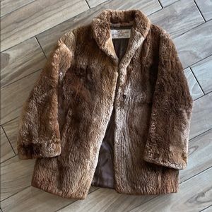 Victor Nelson / fur coat